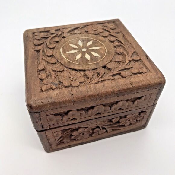 Vintage Hand Carved Wooden Box Inlay Flower Leaves Made In India Hinged Square - Picture 6 of 15